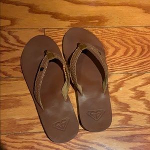Roxy flip flops
